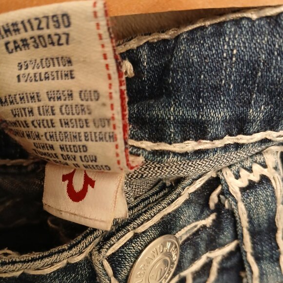 True Religion Julie Super T Jean - Size 27 - Picture 9 of 9